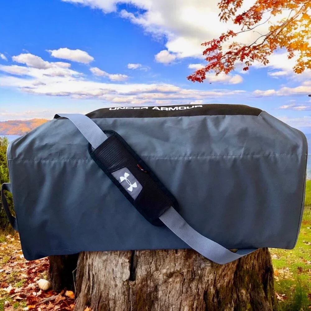 Under Armour Duffel Bag STORM HEAT GEAR Gray & Black with Handles + Strap logos